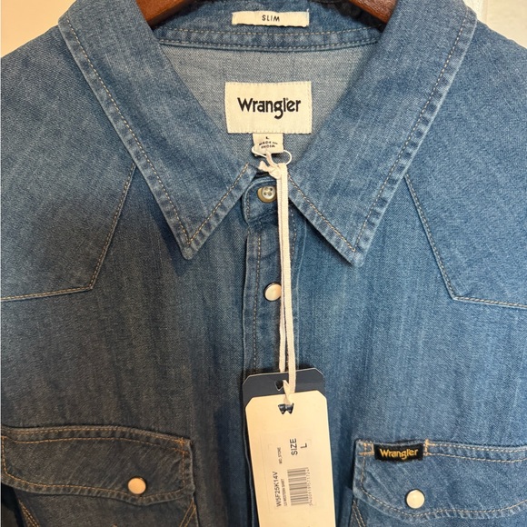 Men’s slim fit Wrangler Western Denim shirt size large - Picture 2 of 4
